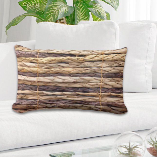 strand van een tropisch eiland, geweven wilgen kussen (tropical island style beach rustic woven wicker lumbar pillow)