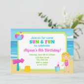 Strand Verjaardag Uitnodiging Strandfeest Meisje (Staand voorkant)