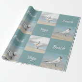 Strand Yoga Zeevogels Terns Fun Fotografisch Cadeaupapier (Uitgerold)