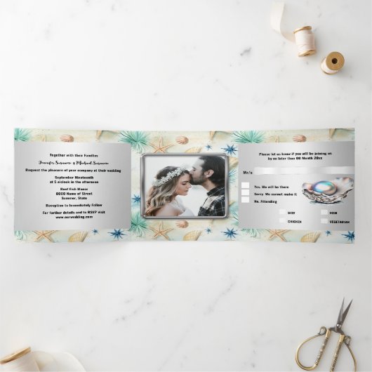 Strand zand oceaan golven zeeschelpen nautische ch drieluik uitnodiging (Binnen)