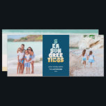 Strand Zeeen en groeten Feestdagenkaart<br><div class="desc">Leuk strand Seizoen Groeten in een grillige typografie ontwerp in strandkleuren met zand dollar en vis accenten en twee foto's. De golven van de oceaankleur op omgekeerde kant. FOTO TIP: Voor het beste resultaat, kies foto's met het onderwerp in het midden en / of pre-cropt het naar een vergelijkbare vorm...</div>