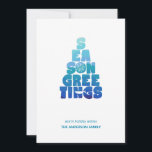 Strand Zeeen en groeten Feestdagenkaart<br><div class="desc">Leuk strand Seizoen Groeten in een grillige typografie ontwerp in tinten van oceaan blues met zand dollar en vis accenten en een foto op de achterkant. FOTO TIP: Voor het beste resultaat, kies foto's met het onderwerp in het midden en / of pre-cropt het naar een vergelijkbare vorm zoals getoond...</div>