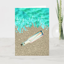 Strandbericht in fles kustlijn oceaanzand