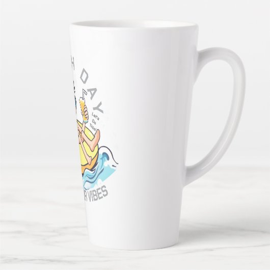 Stranddag Cartoon Karakter op Opblaasbare Ring Latte Mok (Rechts)