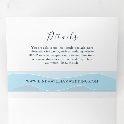 Strandfoto Blauwe bruiloft Drieluik Uitnodiging (Binnenzijde eerst)