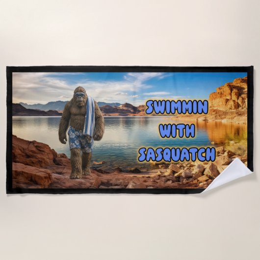 Strandhanddoek 'Swemmen met Sasquatch' Strandlaken (Voorkant)