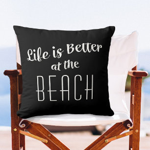 Strandleven is Beter Typografie Nautisch Zwart Ple Buitenkussen