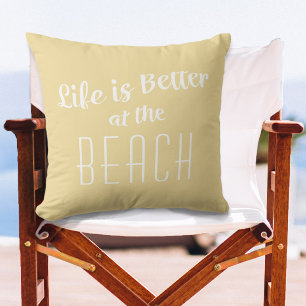 Strandleven is leuker Cute kust- en zeevaartgeel Buitenkussen