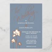 Strandpalmbomen Dusty Blue Tropical Wedding Folie Uitnodiging (Voorkant)