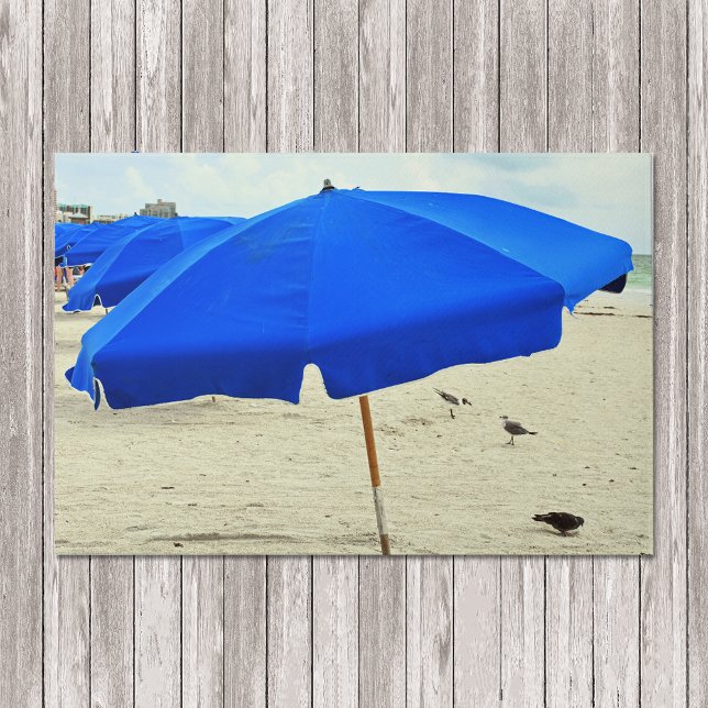 Strandparaplu meeuwen in het zand deurmat (Creator heeft geüpload)