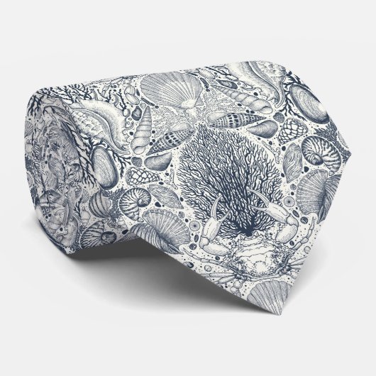 Strandschatten, schelpen, krab, koralen en zeewier stropdas (Opgerold)