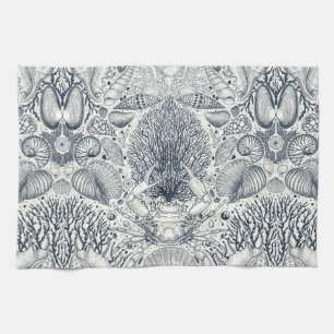 Strandschatten, schelpen, krab, koralen en zeewier theedoek