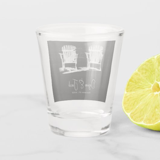 Strandstoelen zwart en wit moderne bruiloft shot glas (Achterkant)