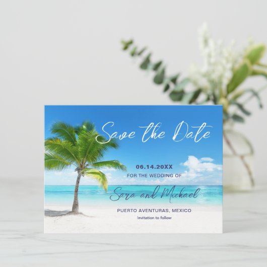 Strandtafereel met Palm Tree Wedding Save the Date (Staand voorkant)