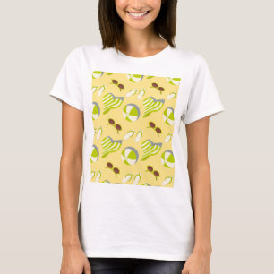 Strandvakantiepatroon met zonnebril en zonnehoed t-shirt