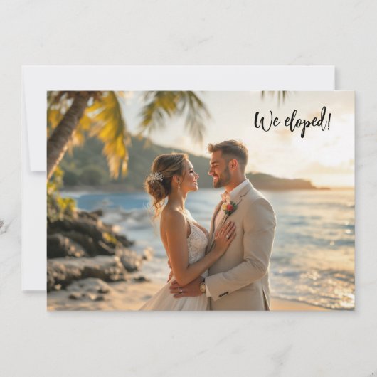 Strandvlucht nog lang en gelukkig na trouwfoto kaart (Voorkant)