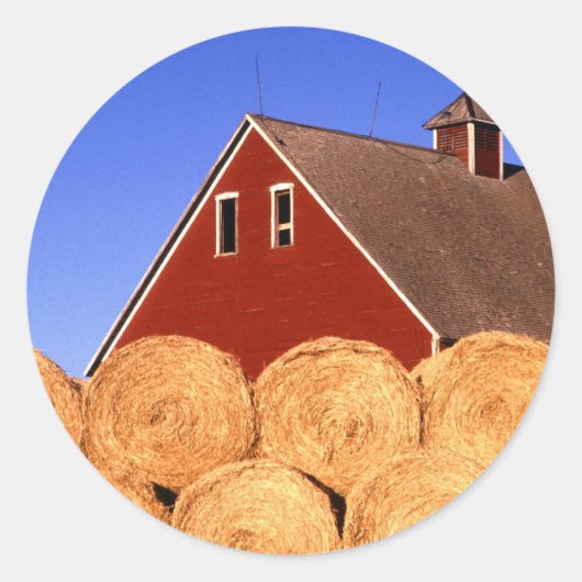 Straw Bales naast een Barn Ronde Sticker (Voorkant)