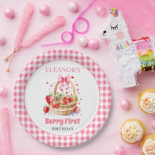 Strawberries and pink bow Berry First Birthday Papieren Bordje (Feest)
