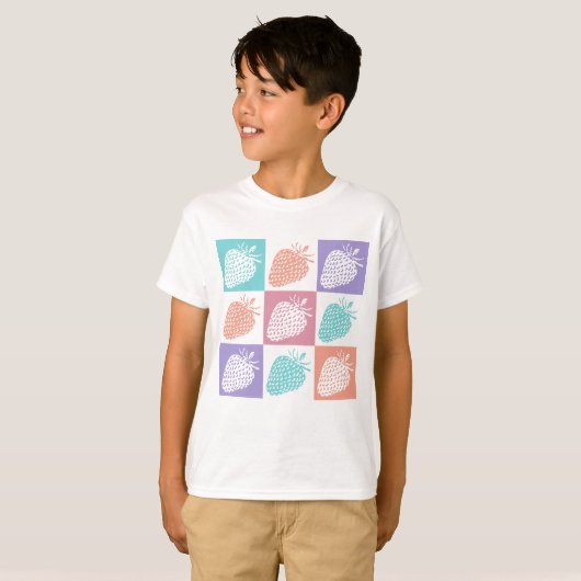 Strawberries Colorful Summer T-shirt (Voorkant volledig)
