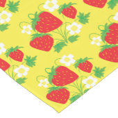 Strawberry and Flower Yellow Pattern Korte Tafelloper (Hoek)