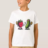 Strawberry and Pickle Pickleball duel T-shirt (Voorkant)