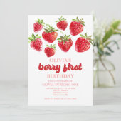 Strawberry Berry First Birthday Invitation Kaart (Staand voorkant)