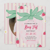 Strawberry Berry First Birthday Invitation Kaart (Voorkant / Achterkant)