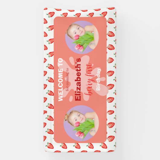 Strawberry Berry First Birthday Invitation Spandoek (Verticaal)