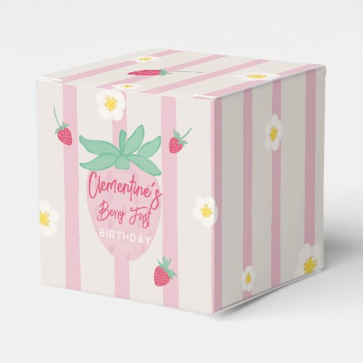 Strawberry Berry First Birthday Party Favor Box Bedankdoosjes (Voorkant Zijde)