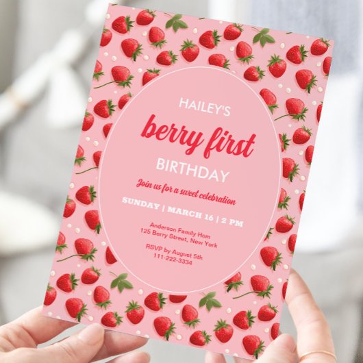 Strawberry Berry First Birthday Party Invitation Kaart