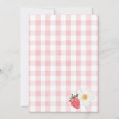 Strawberry Berry First Birthday Party Invitation Kaart (Achterkant)