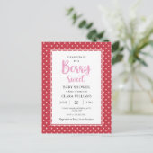 Strawberry Berry Sweet Budget Baby shower Invitati Uitnodiging Briefkaart (Staand voorkant)