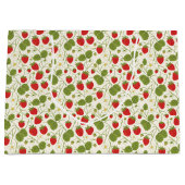 Strawberry Blossoms and Berries Pattern Groot Cadeauzakje (Voorkant)