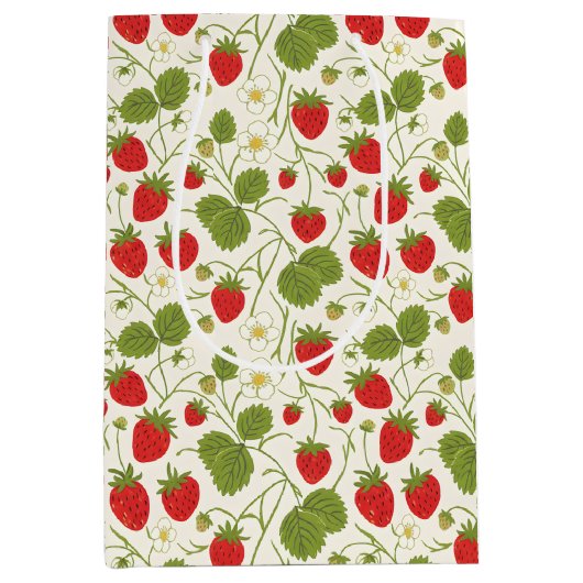 Strawberry Blossoms and Berries Pattern Medium Cadeauzakje (Voorkant)