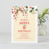 Strawberry Bow Girls Berry First Birthday Kaart (Staand voorkant)