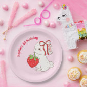 Strawberry Bunny Pink Birthday Papieren Bordje (Feest)