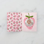 Strawberry Delight eerste verjaardag gevouwen (Binnen)