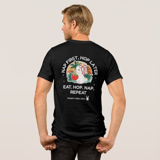 Strawberry Dream Bunny Tri-Blend Shirt (Achterkant volledig)