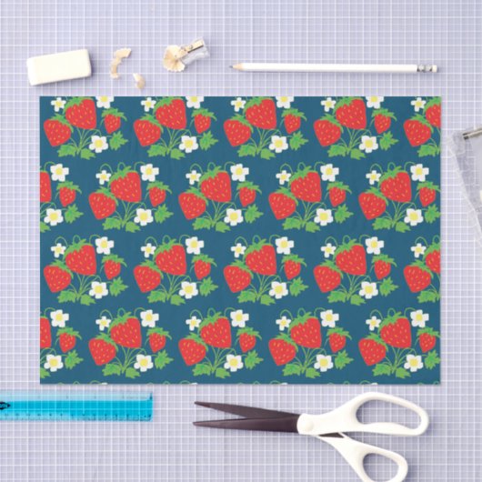 Strawberry en Flowers Pattern Blue Tissuepapier (Craft)