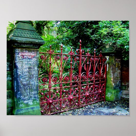 Strawberry Field Gates, Liverpool, Verenigd Konink Poster (Voorkant)