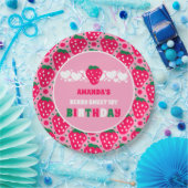 Strawberry First Birthday Celebration Papieren Bordje (Feest)