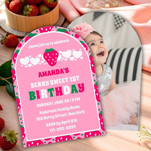 Strawberry First Birthday Celebration Photo Arch Kaart
