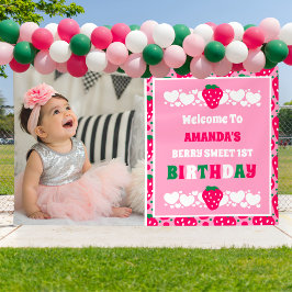 Strawberry First Birthday Celebration Photo Spandoek