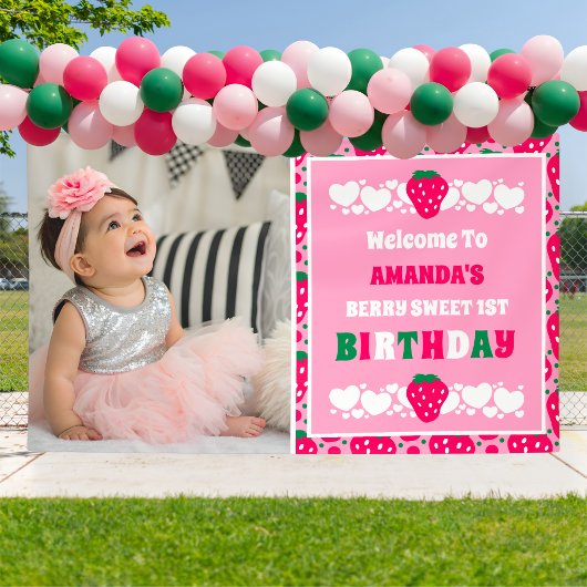 Strawberry First Birthday Celebration Photo Spandoek