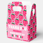 Strawberry First Birthday Celebration Thank You Bedankdoosjes (Geopend)