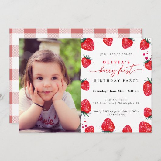 Strawberry First Birthday Photo Invitation Kaart (Voorkant / Achterkant)