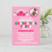 Strawberry Foto Graduation Party Uitnodigingen (Staand voorkant)