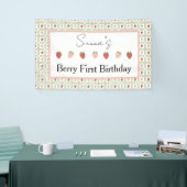 Strawberry Gingham First Birthday Party  Spandoek (Beurs)