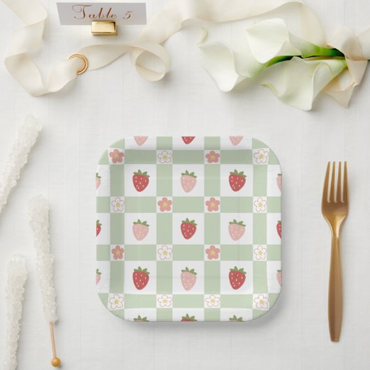 Strawberry Gingham First Birthday Square Papieren Bordje (Huwelijk)