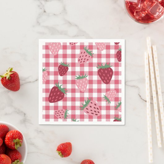 Strawberry Gingham Pattern Servet (Insitu)